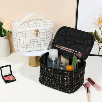 Козметична чанта за съхранение Организатор на пътувания с голям капацитет Преносима козметична чанта Мода Външна чанта за грим Чанта за красота