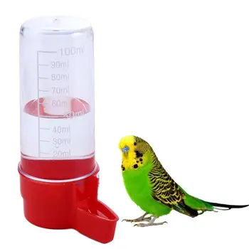1Pc пластмасова прозрачна хранилка за птици Поилка за вода с клипс Автоматични поилки за гълъби Аксесоари за папагали Консумативи за птици